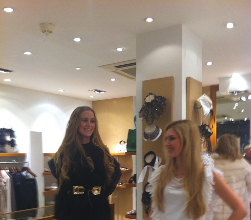 Natascha P. und Julia W. bei Anne Fontaine